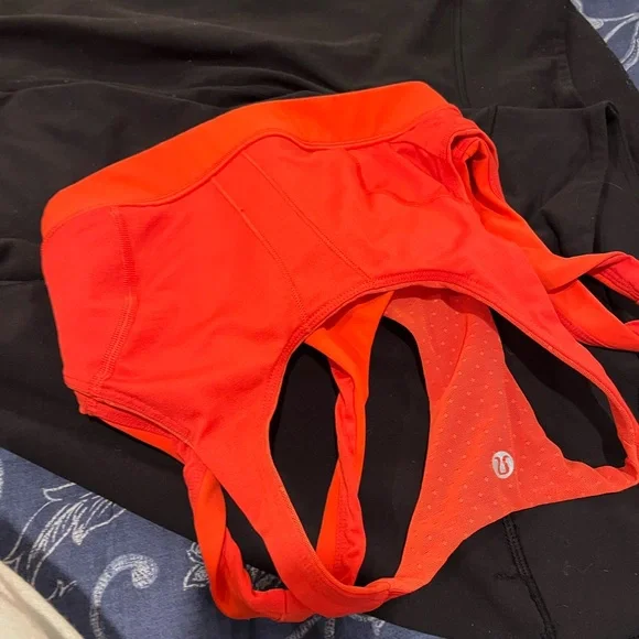 Lululemon Bundle crop legging and bra Xs/small - Picture 14 of 16